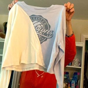 Color: blue/white Brand: Hollister Size:Small